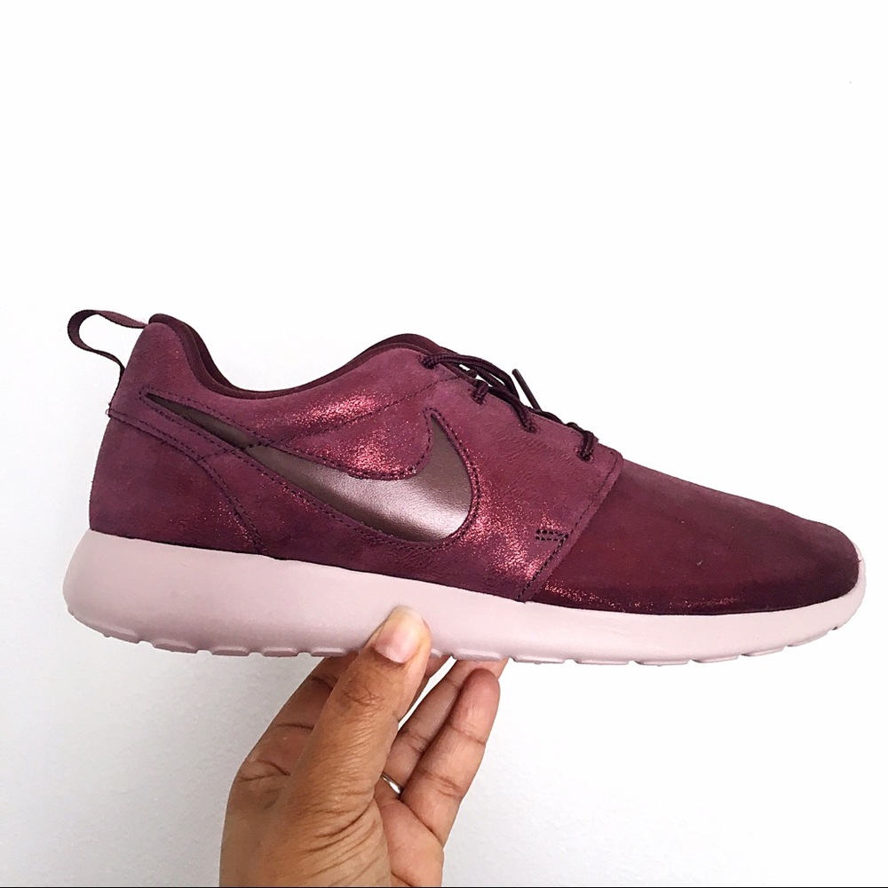 Nike Roshe One Premium